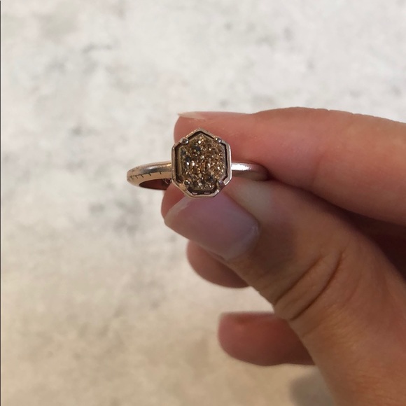 Kendra Scott Jewelry - Rose Gold Kendra Scott Ring